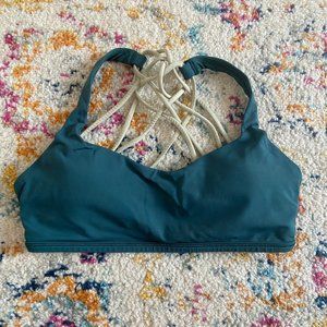 Lululemon Free to be Wild Bra Size: 8